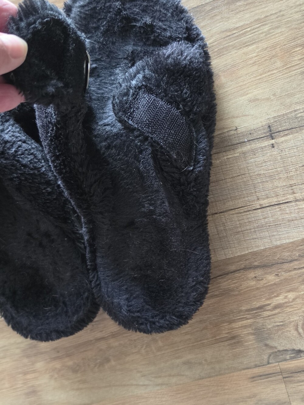 Vionic Black Plush Slide Slippers - Picture 2 of 4